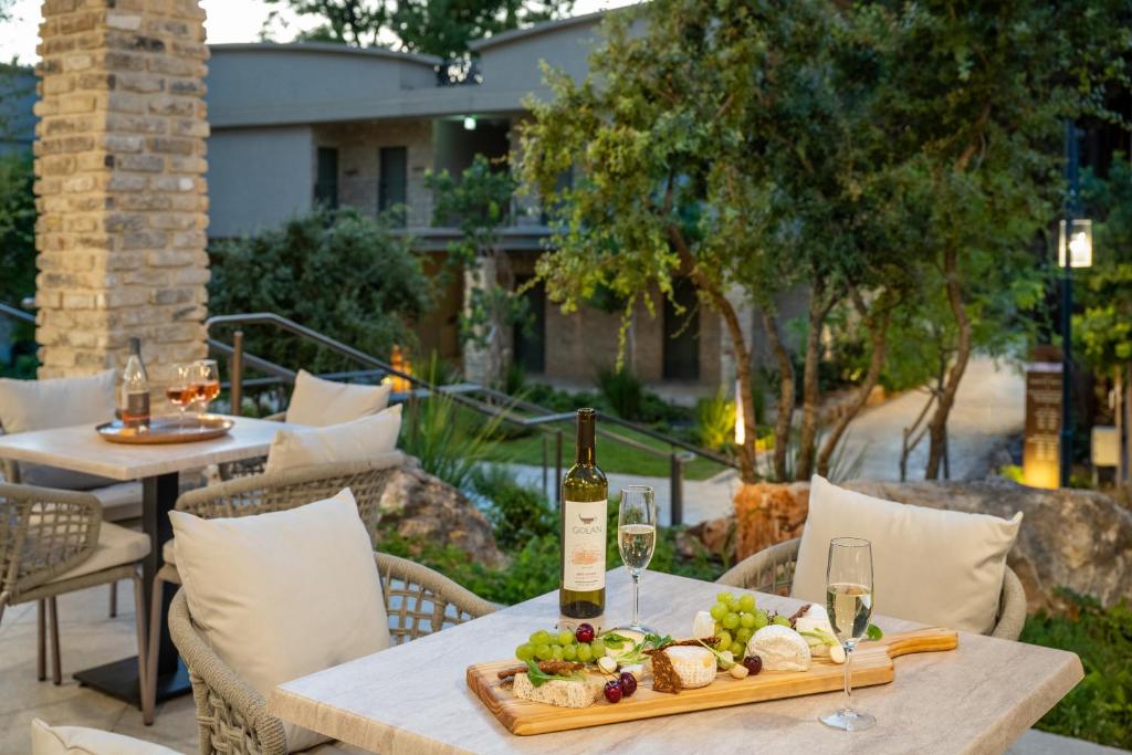 ישרוטל איילה