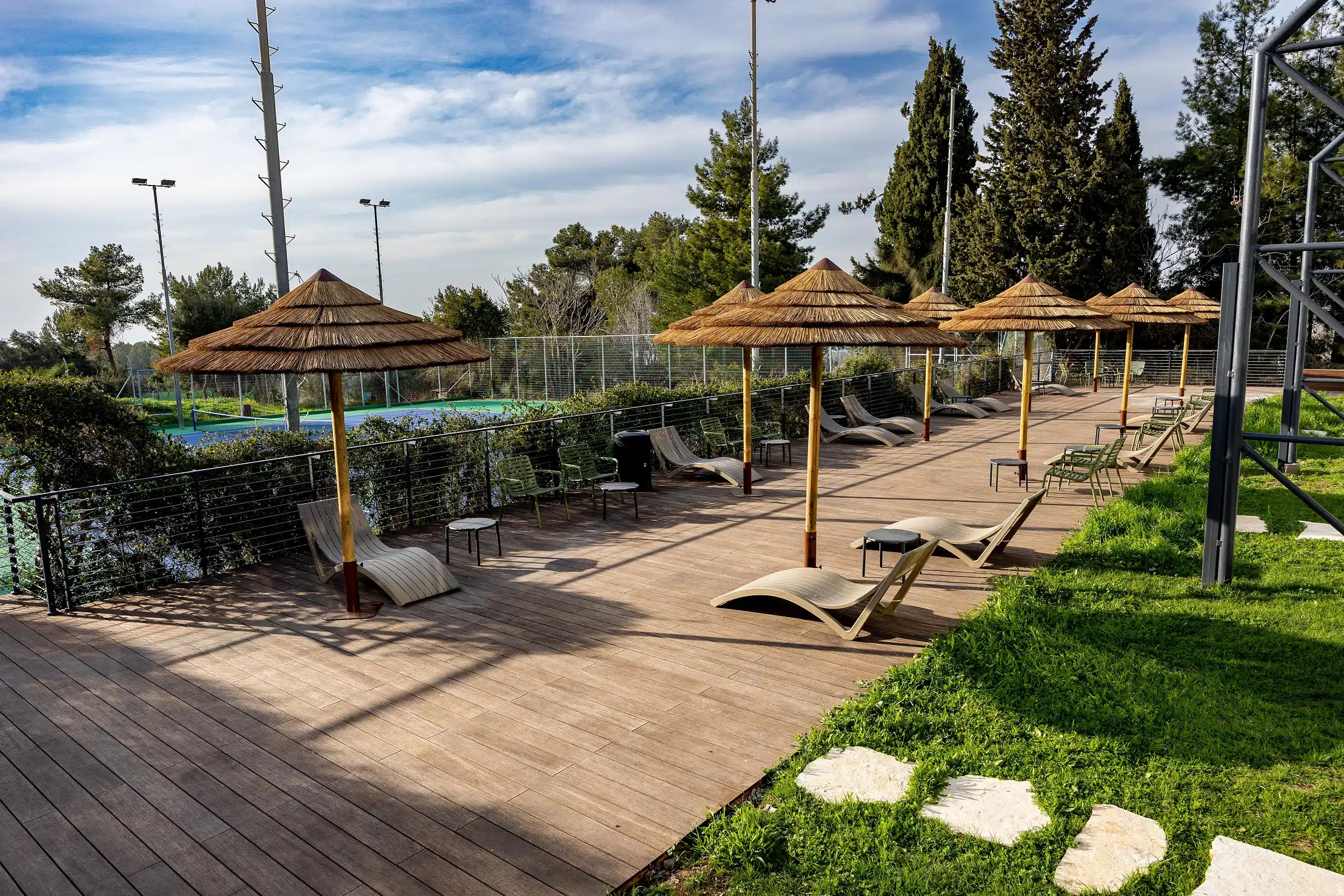 C HOTELS נווה אילן