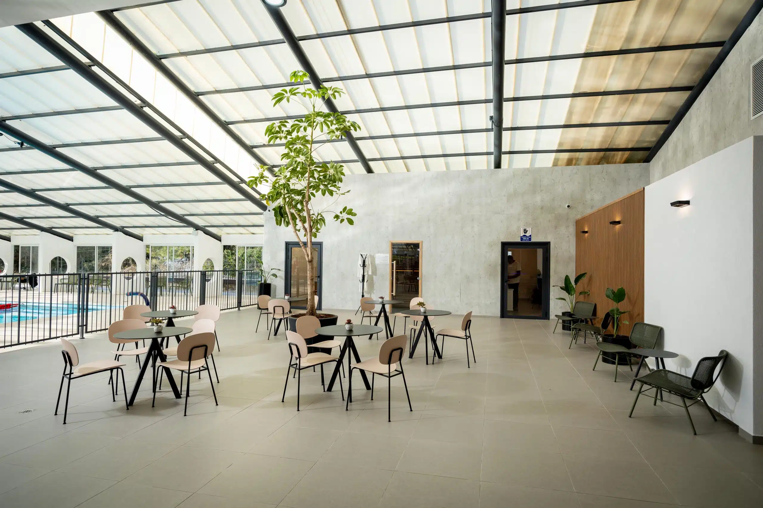 C HOTELS נווה אילן