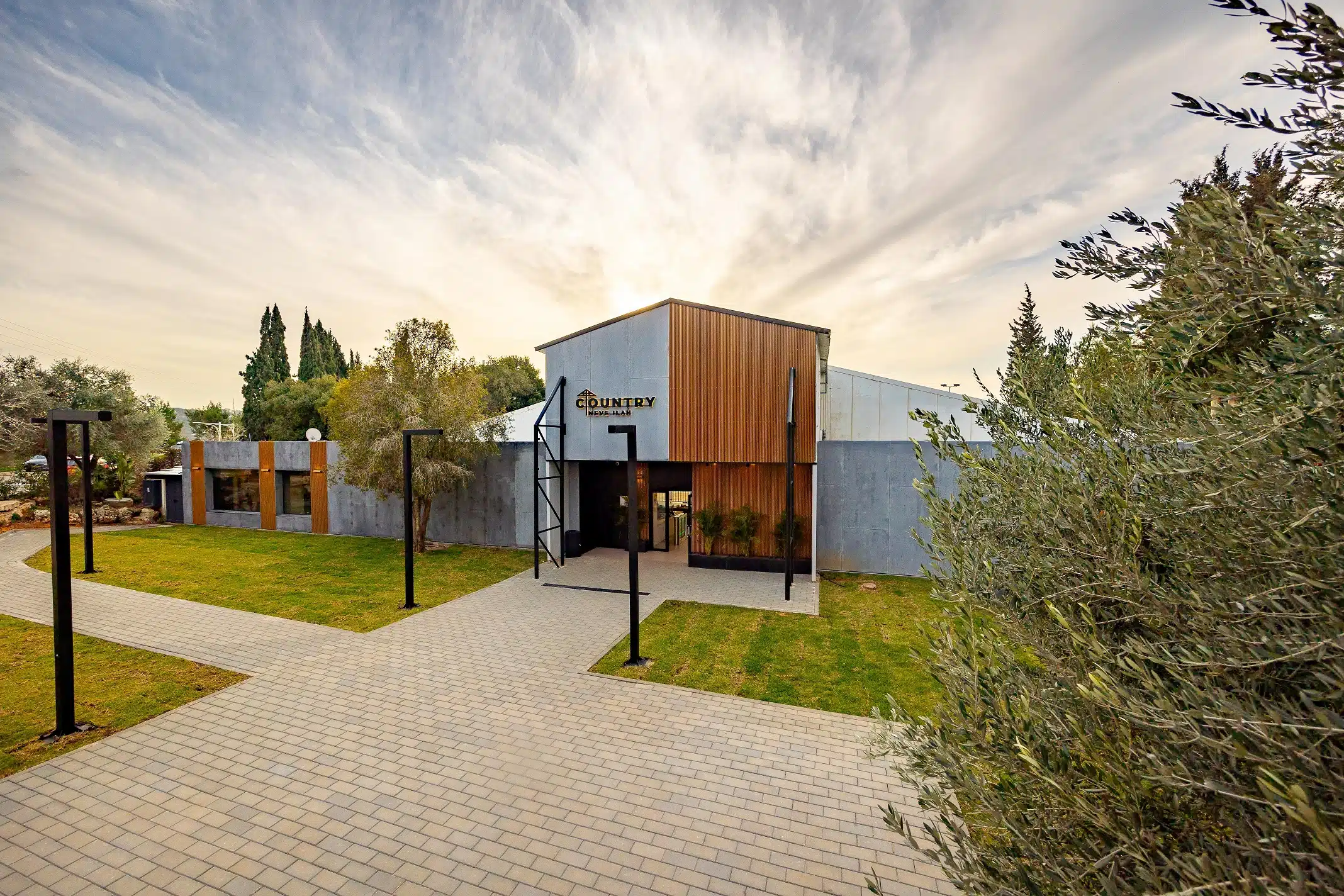 C HOTELS נווה אילן