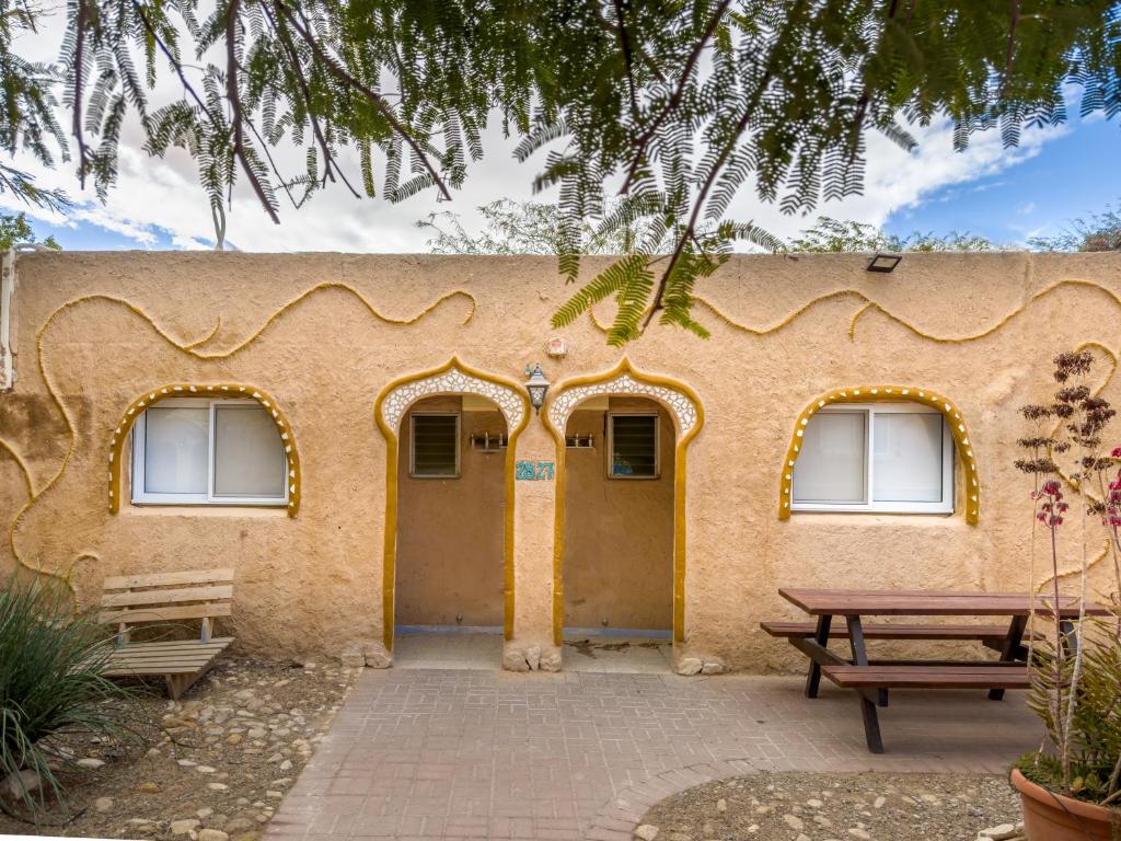 מטיילים לוטן