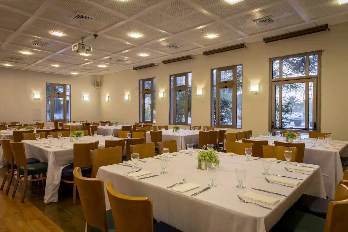 C HOTELS נווה אילן