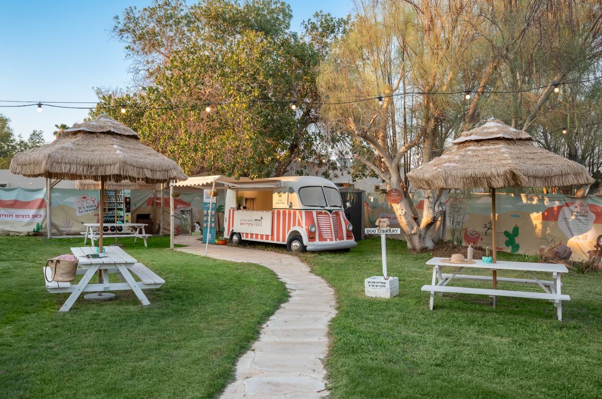 מטיילים לוטן