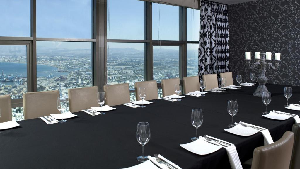 קראון פלאזה