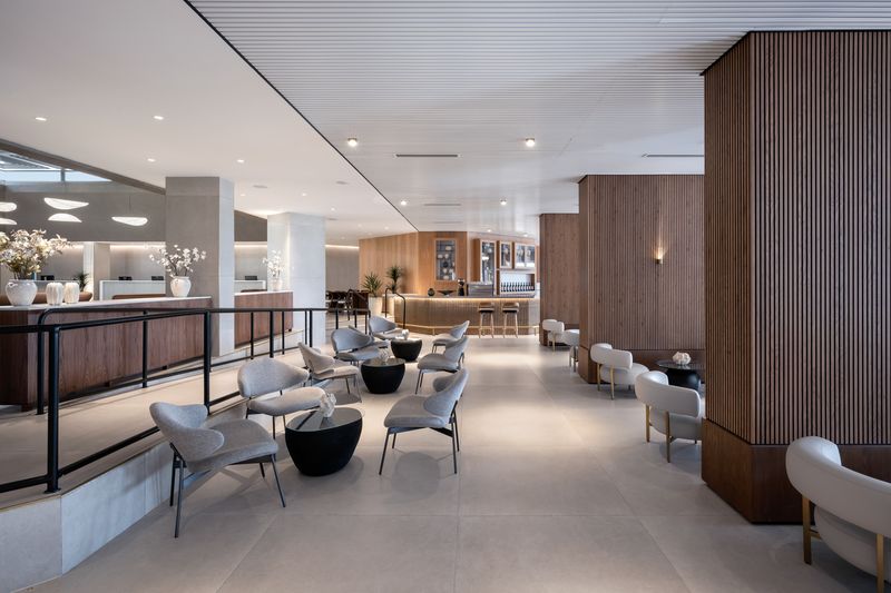 לאונרדו פלאזה