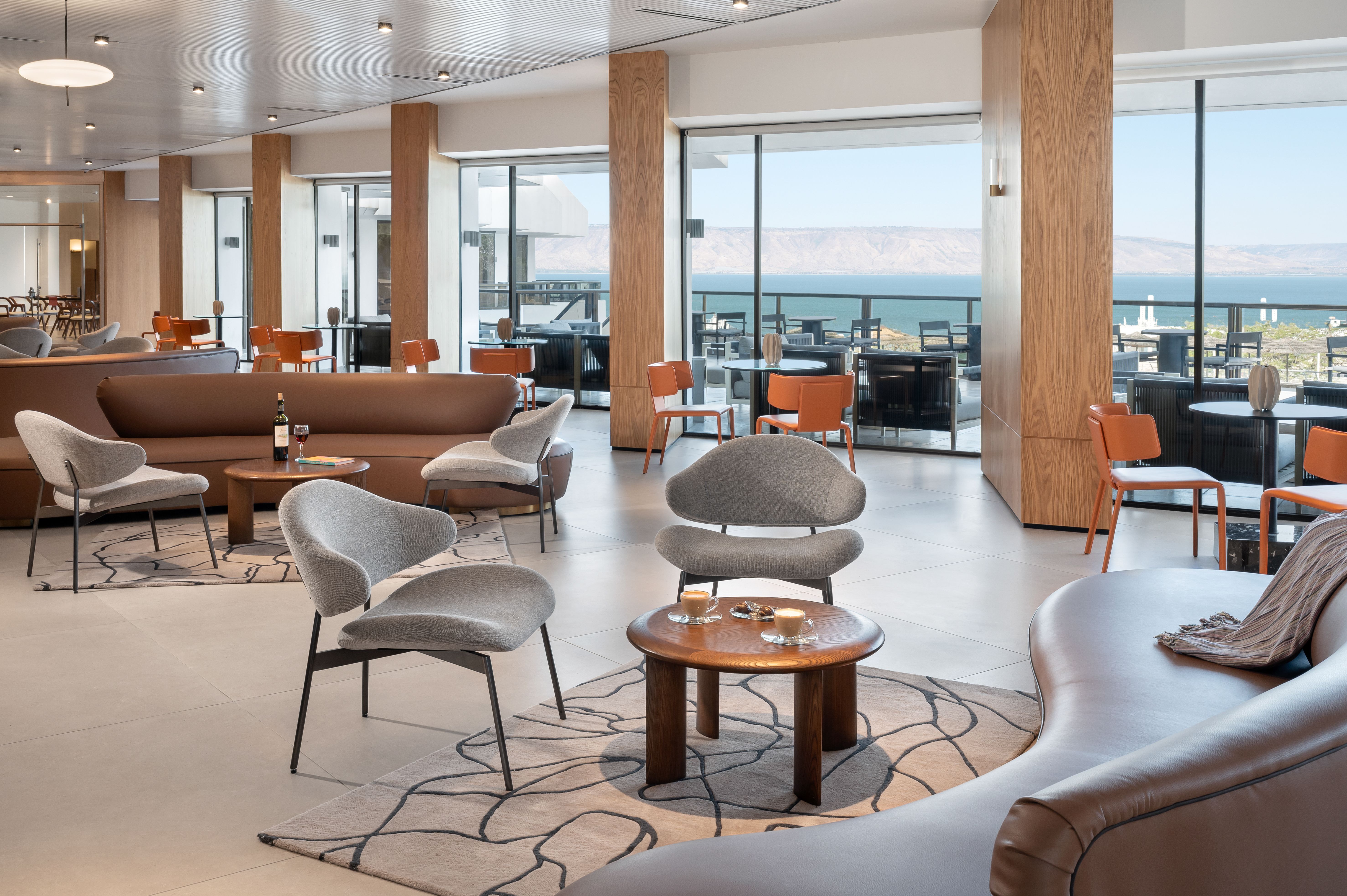 לאונרדו פלאזה