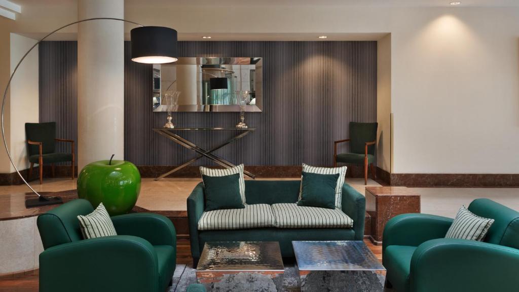 קראון פלאזה