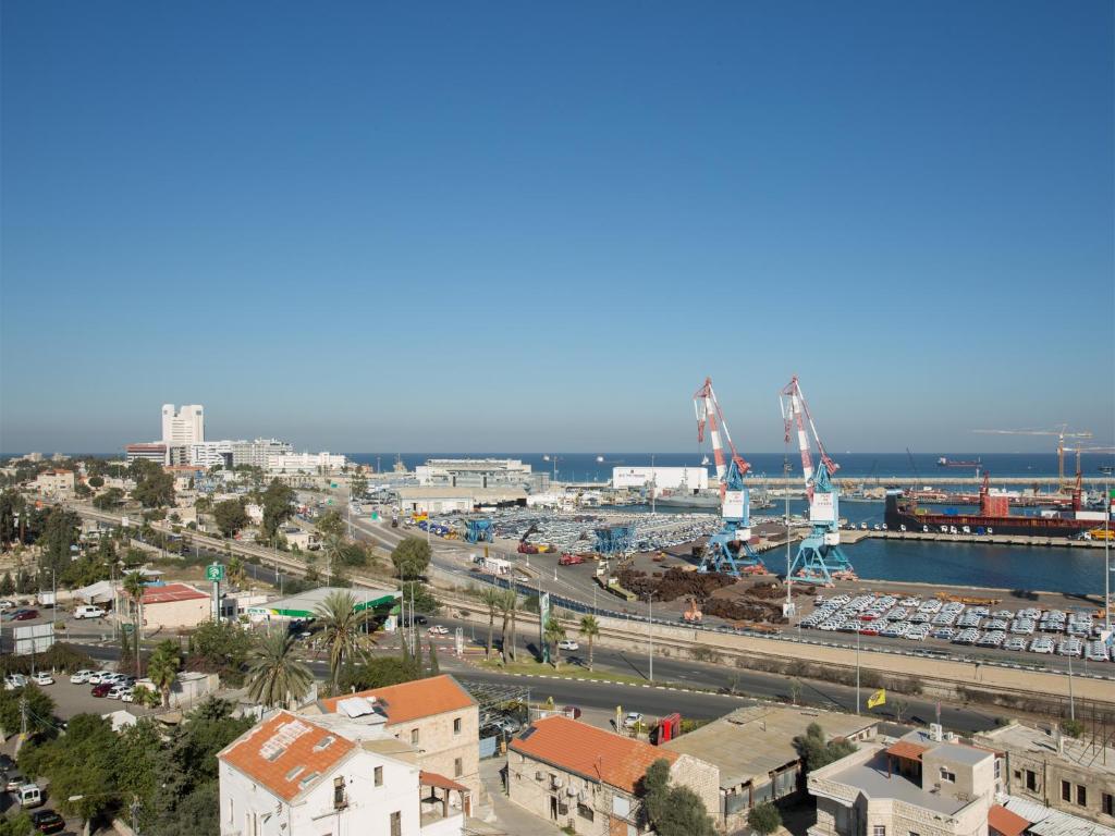 גולדן קראון