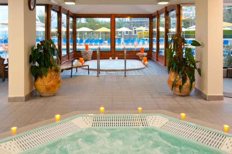 לאונרדו פלאזה