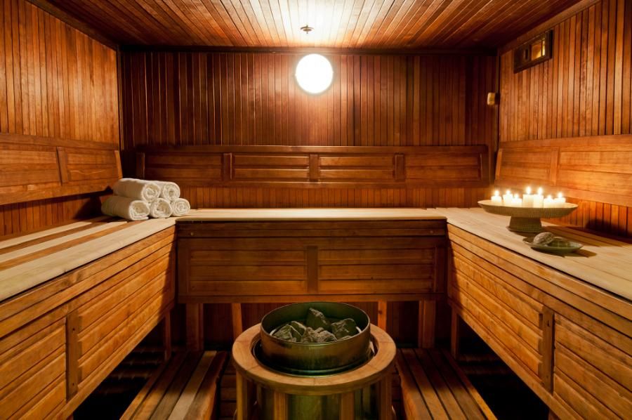 לאונרדו פלאזה