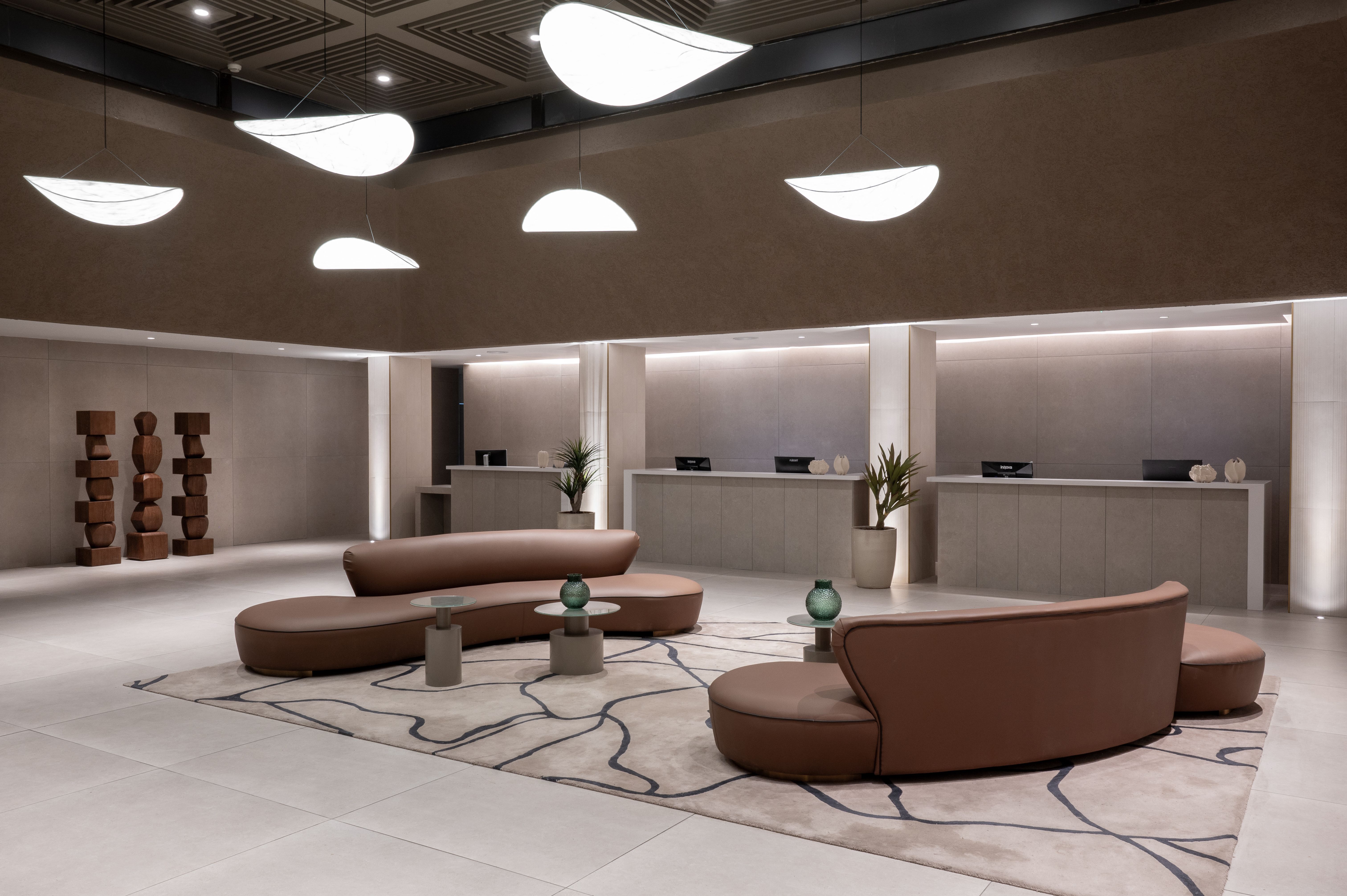 לאונרדו פלאזה