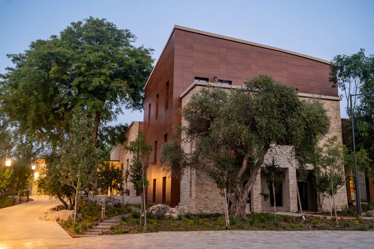 ישרוטל איילה