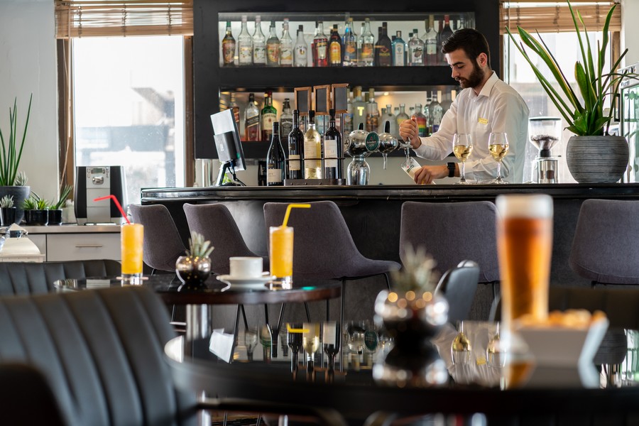 לאונרדו ביץ