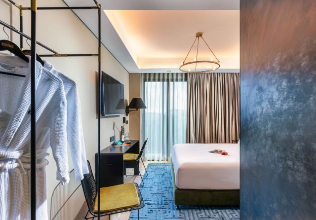 בראון JLM ממילא