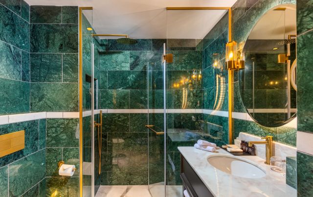 בראון דבורה