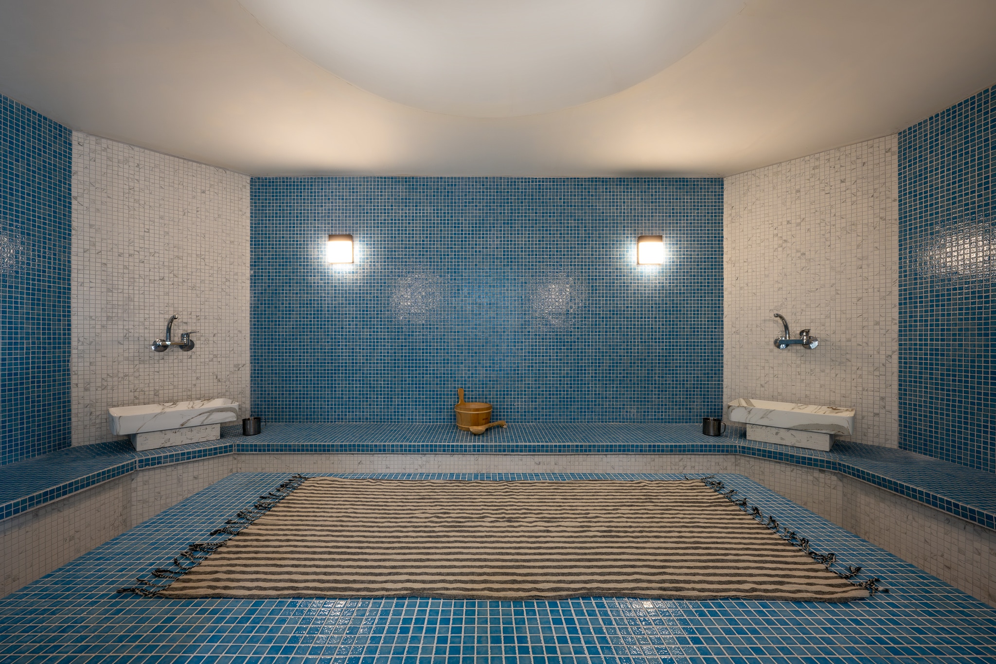 אסיינדה ביער C HOTELS