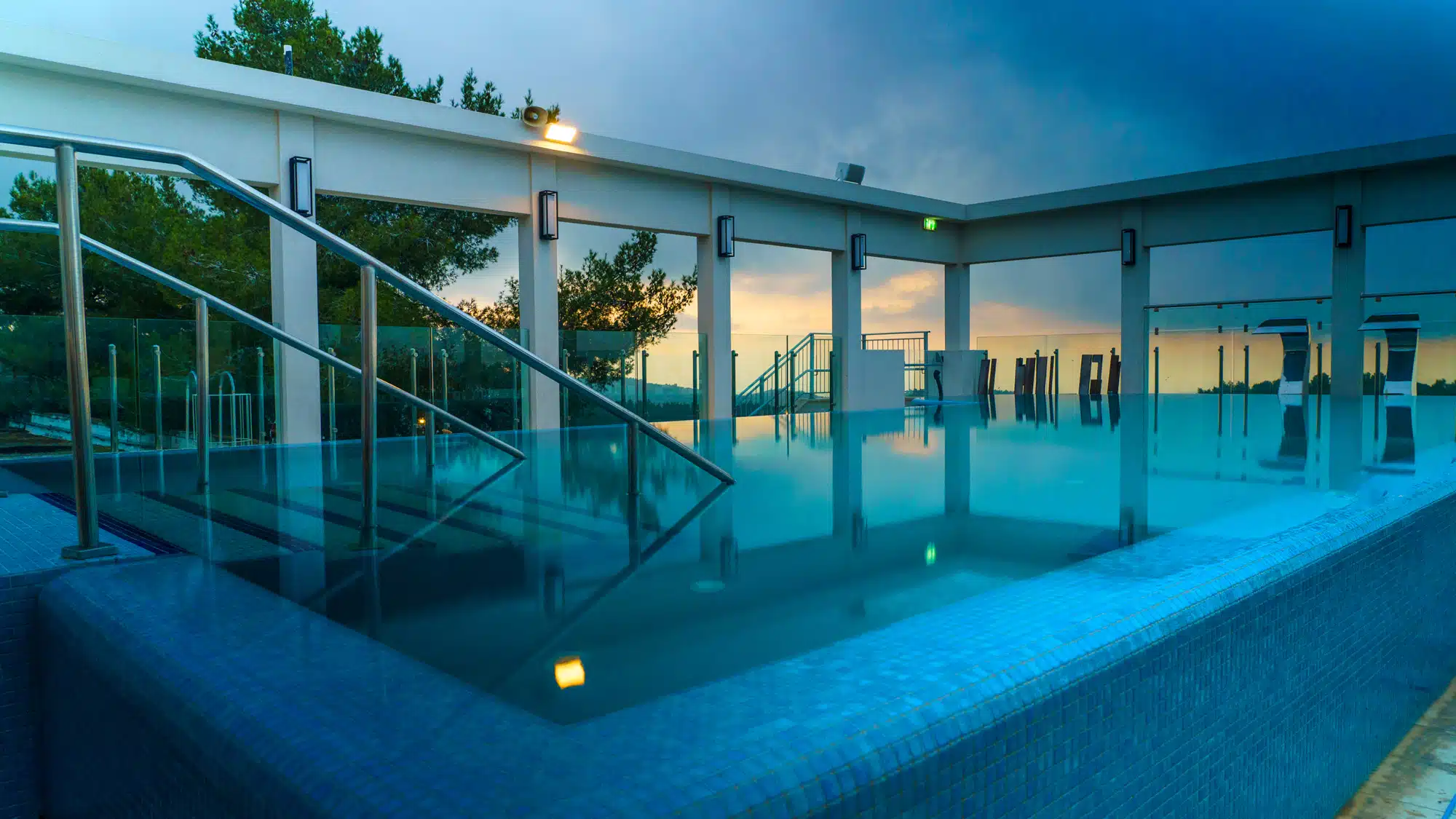 אלמונד נווה אילן