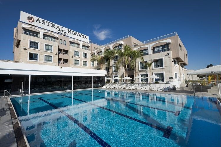 אסטרל נירוונה קלאב