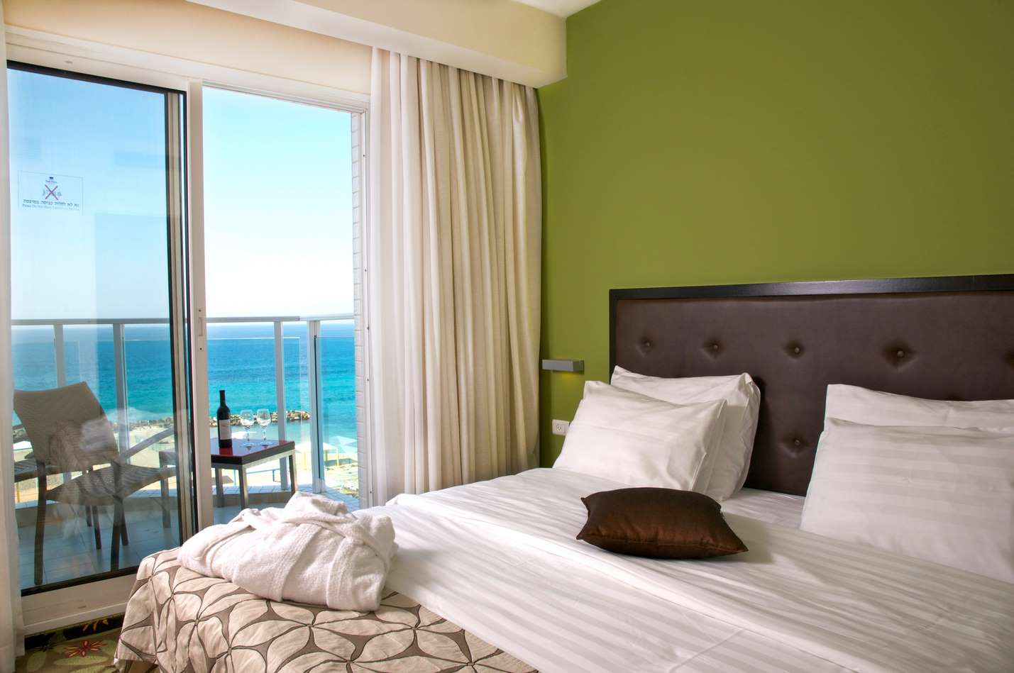 אוליב מדיסון