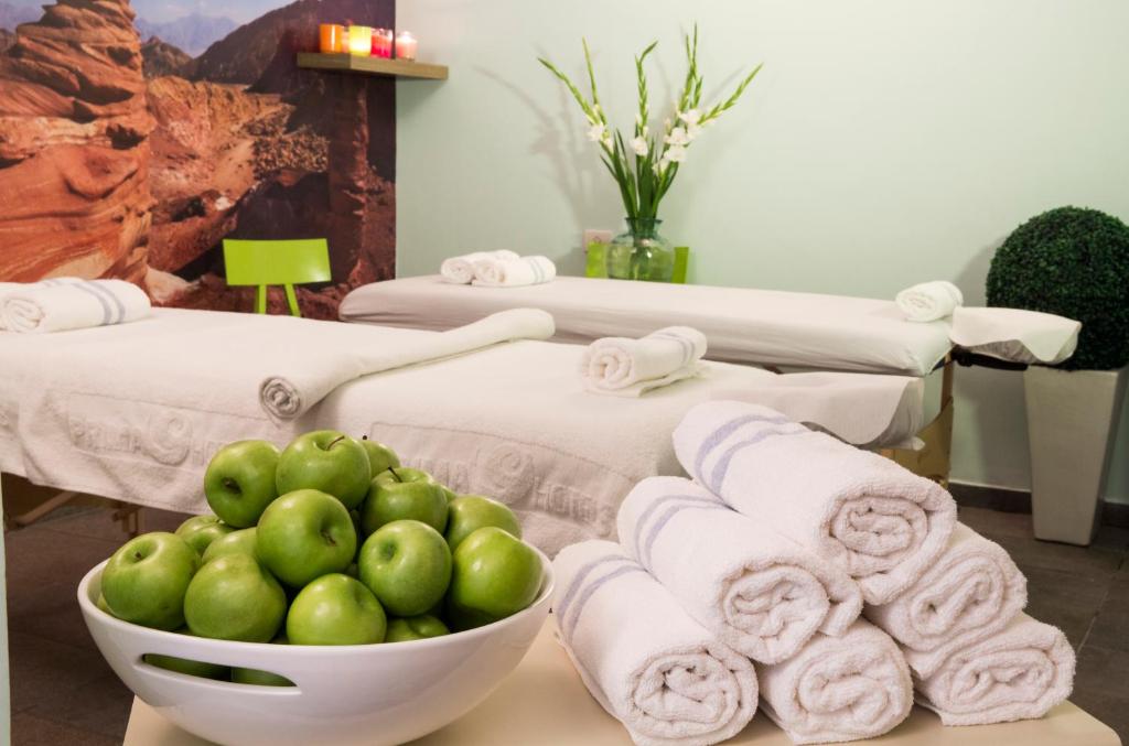 פרימה מיוזיק