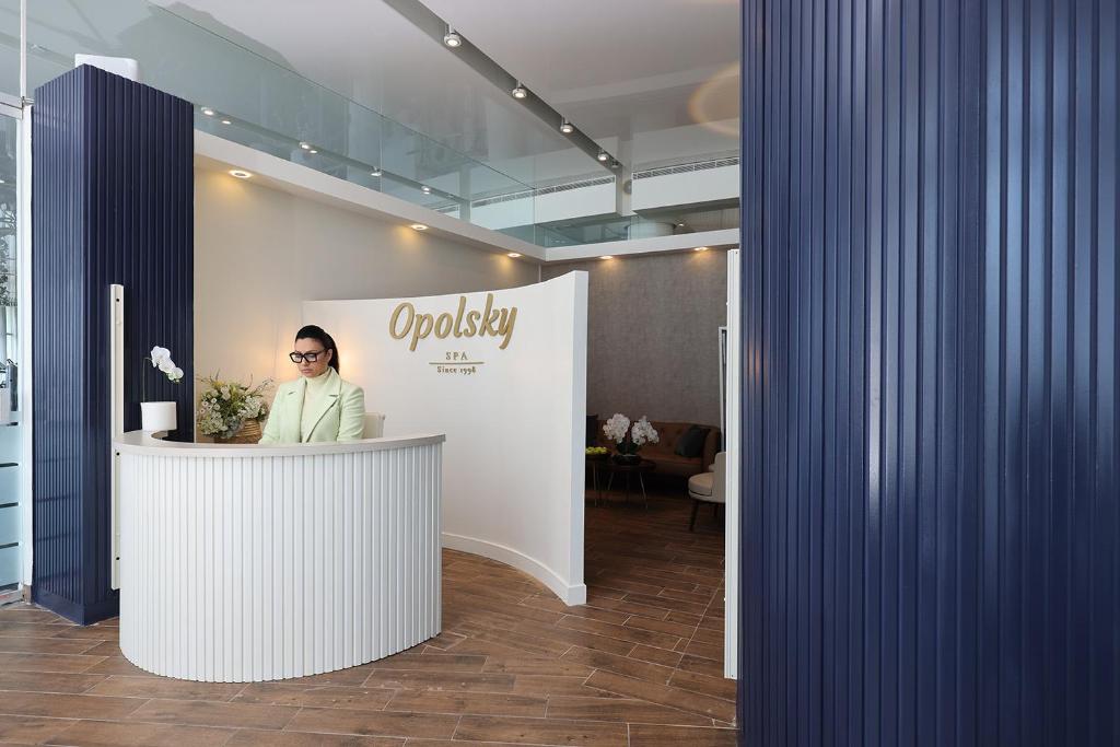 PLAY חוף הצוק