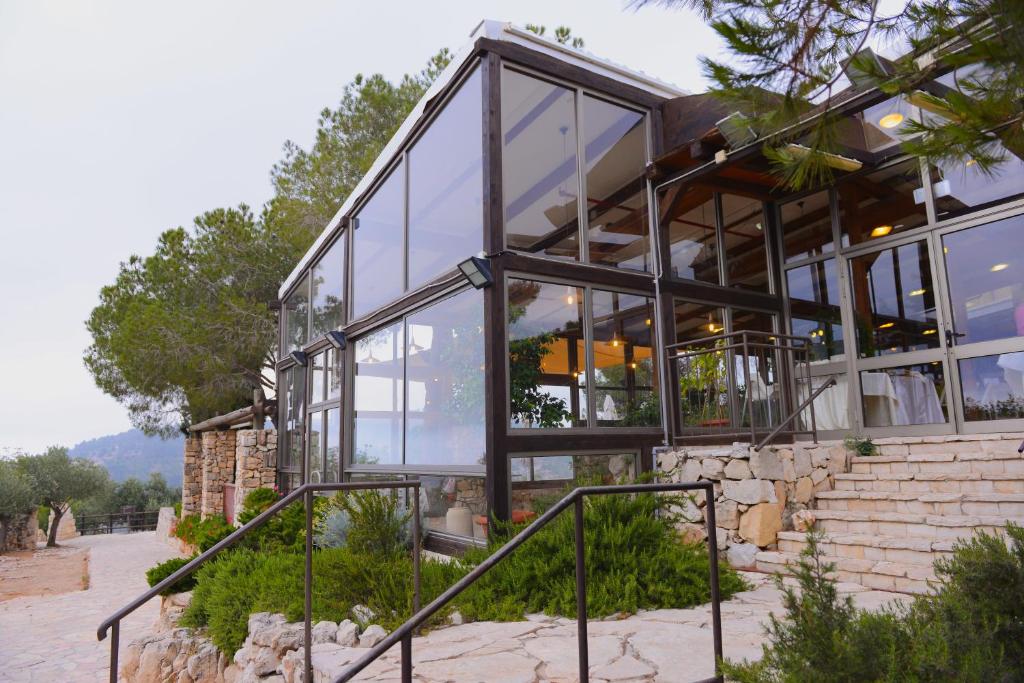 לוגוס יד השמונה