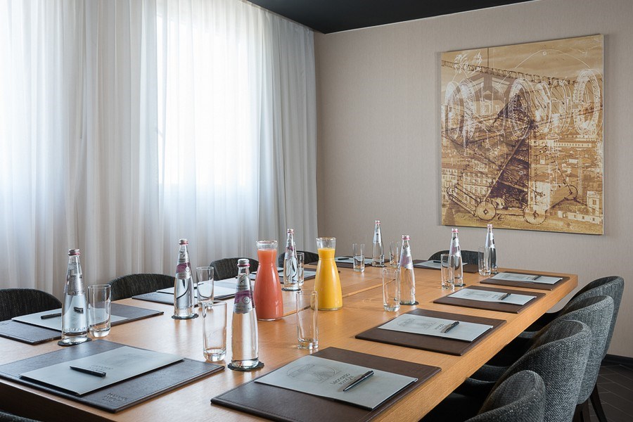 לאונרדו בוטיק