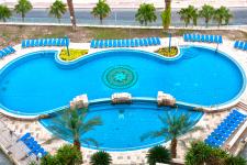 לאונרדו פלאזה