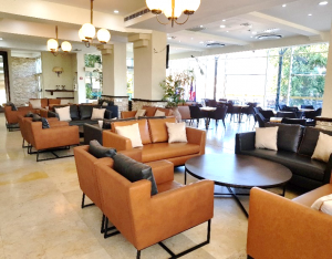 רויאל פלאזה