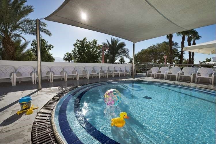 אסטרל נירוונה קלאב