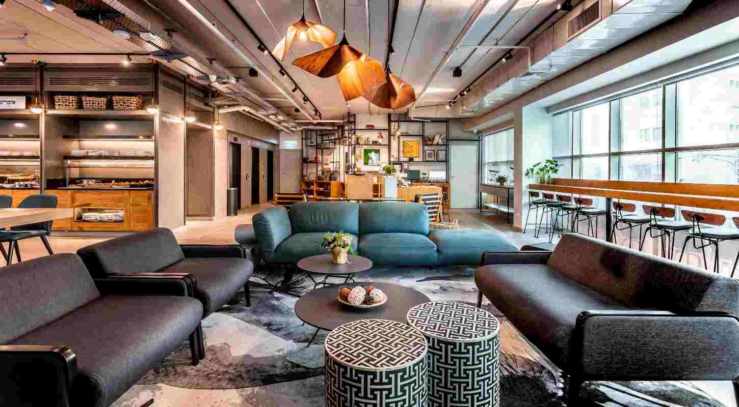 רוקסון אורבן