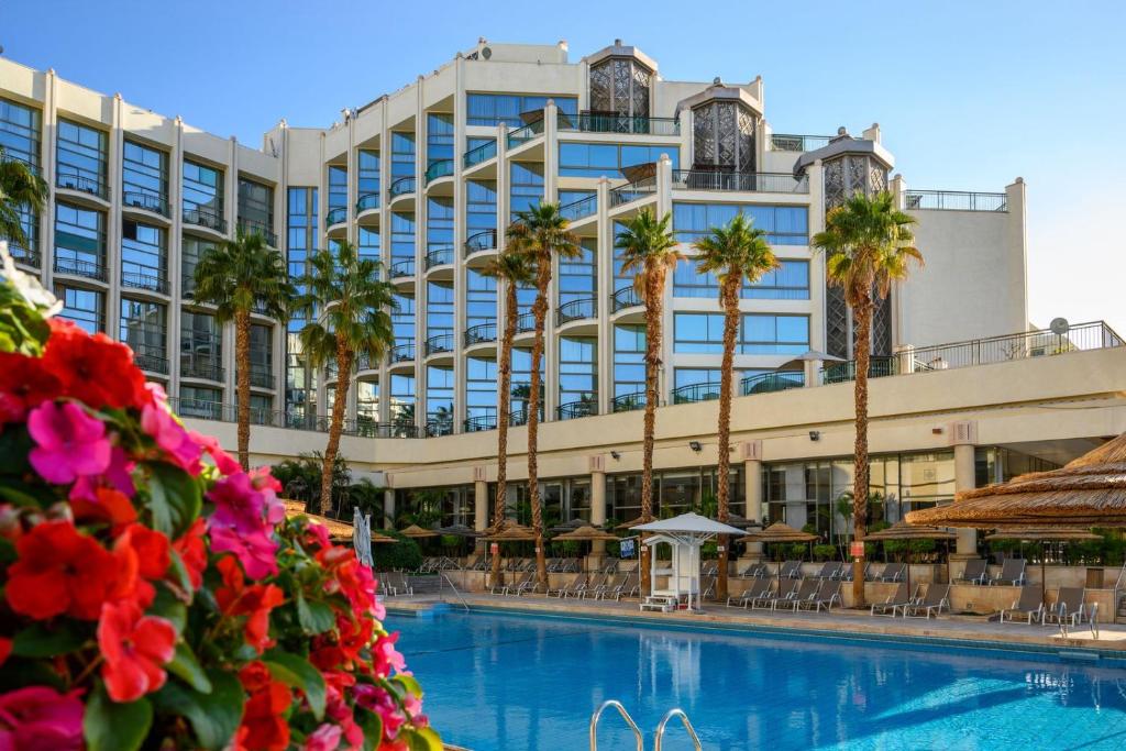 יו מגיק פאלאס