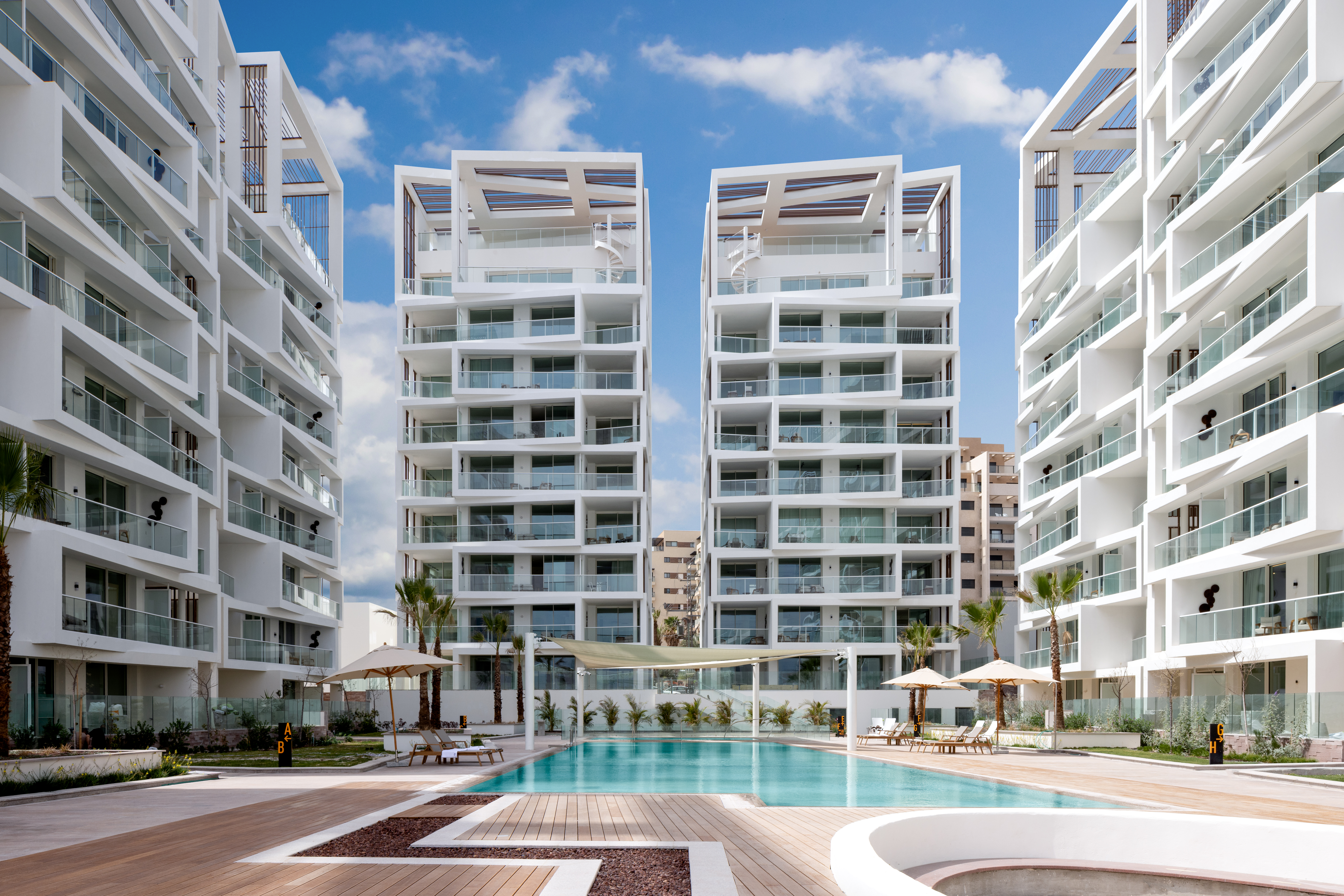 רזידנס 42° אילת( לשעבר סוויטות 42)