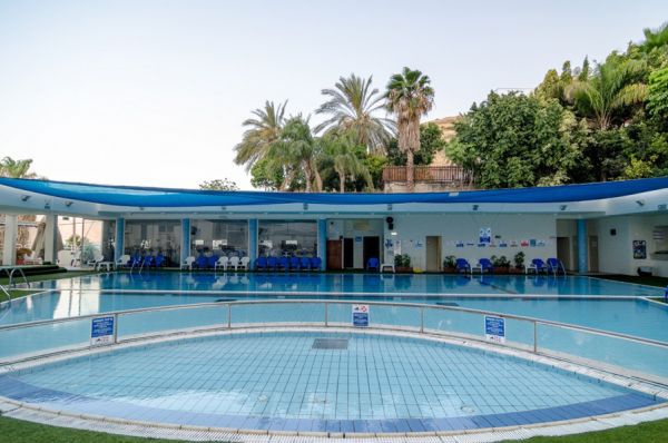 רויאל פלאזה