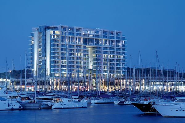 ריץ' קרלטון