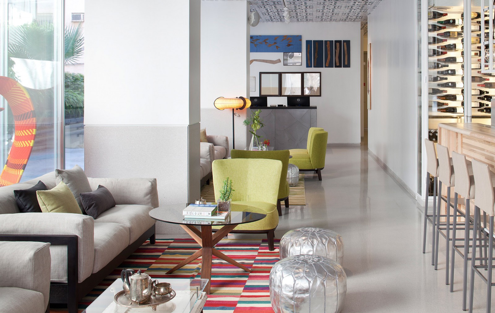 המלון ברחוב מנדלי