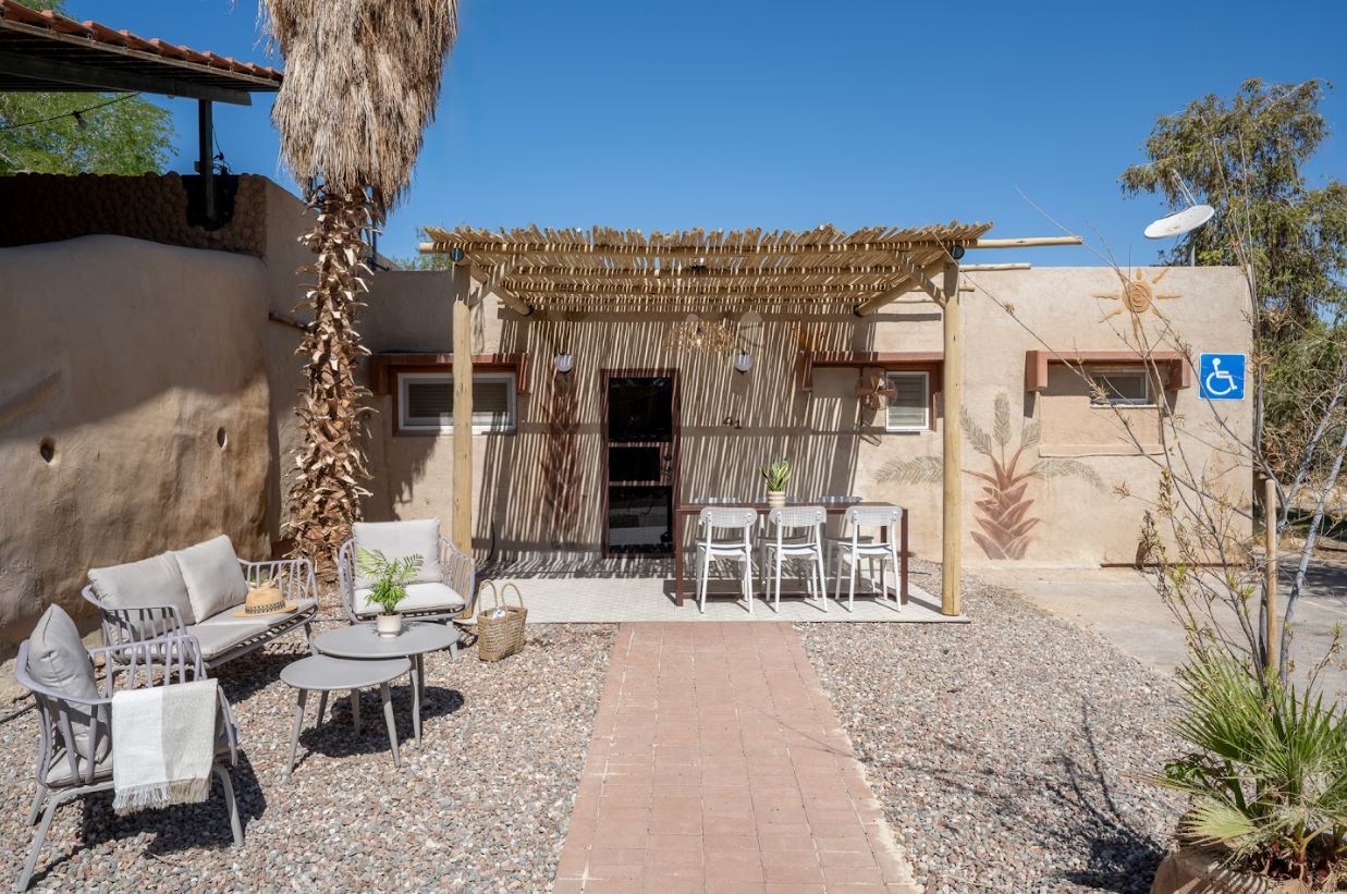 מטיילים לוטן