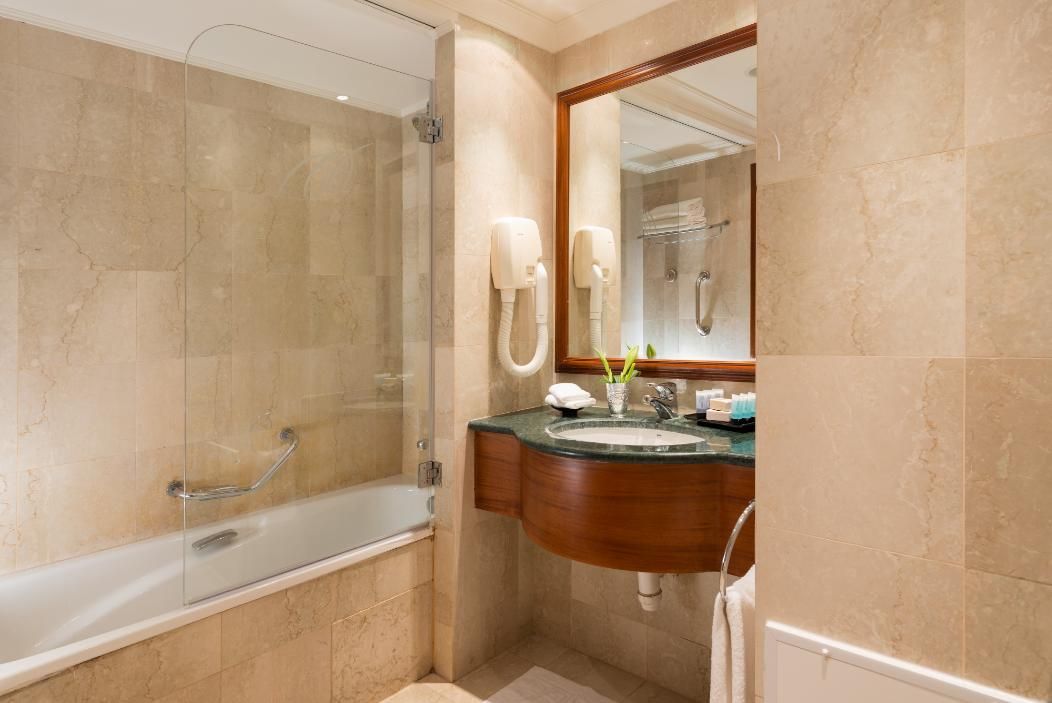 יו מגיק פאלאס