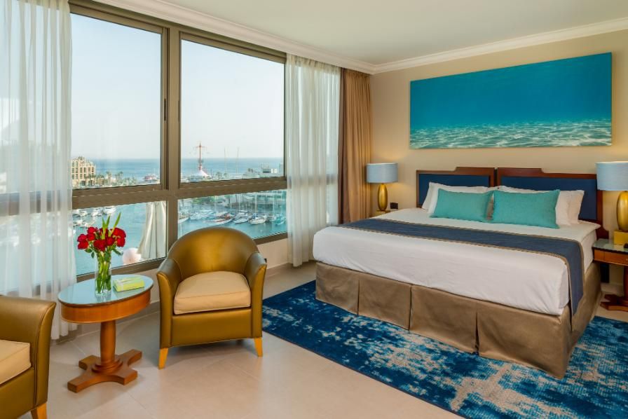 יו מגיק פאלאס