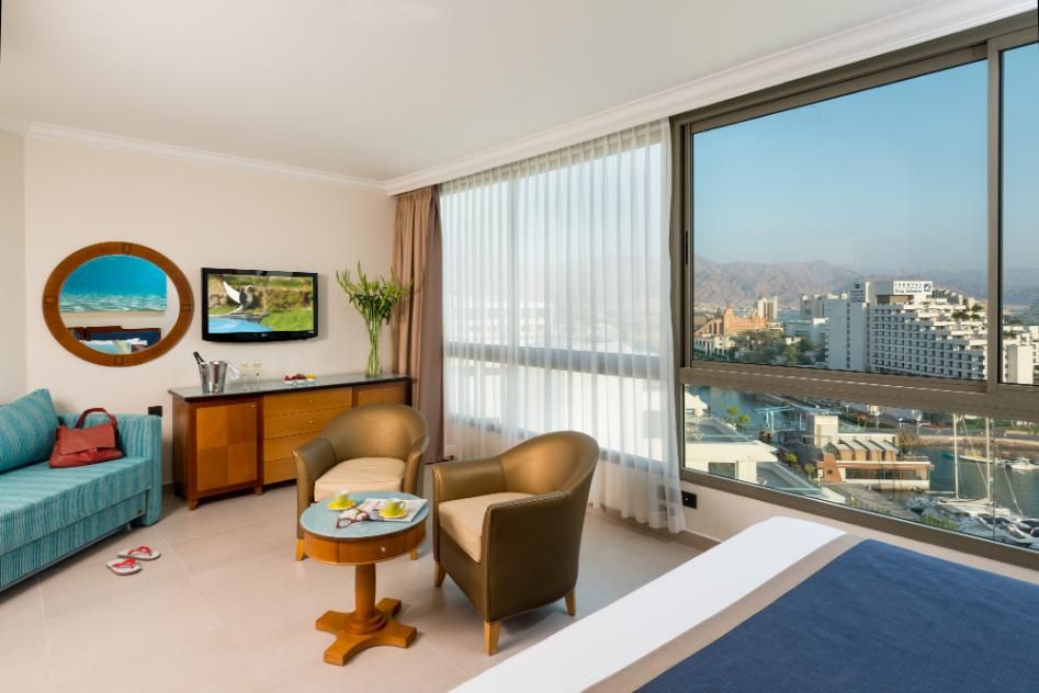 יו מגיק פאלאס