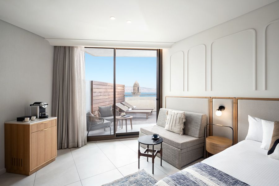 לאונרדו פלאזה