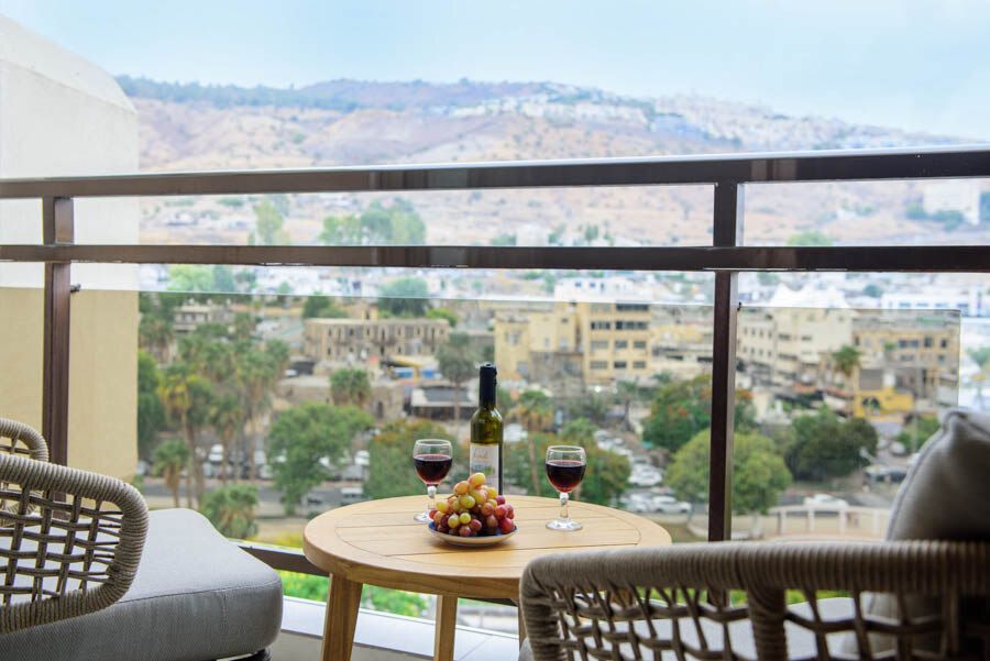 לאונרדו פלאזה