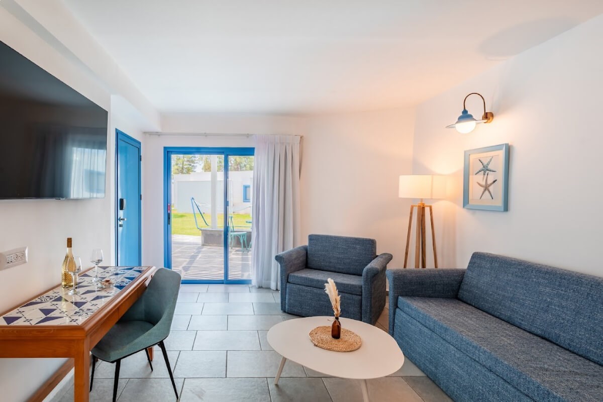 חוף נחשולים