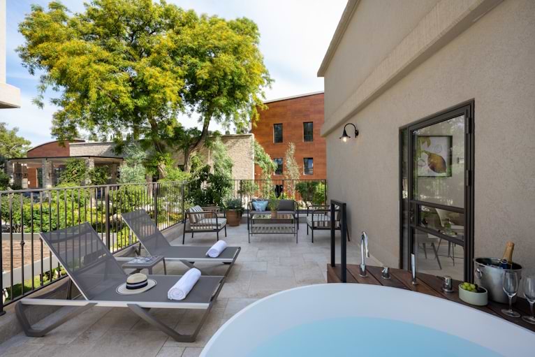 ישרוטל איילה