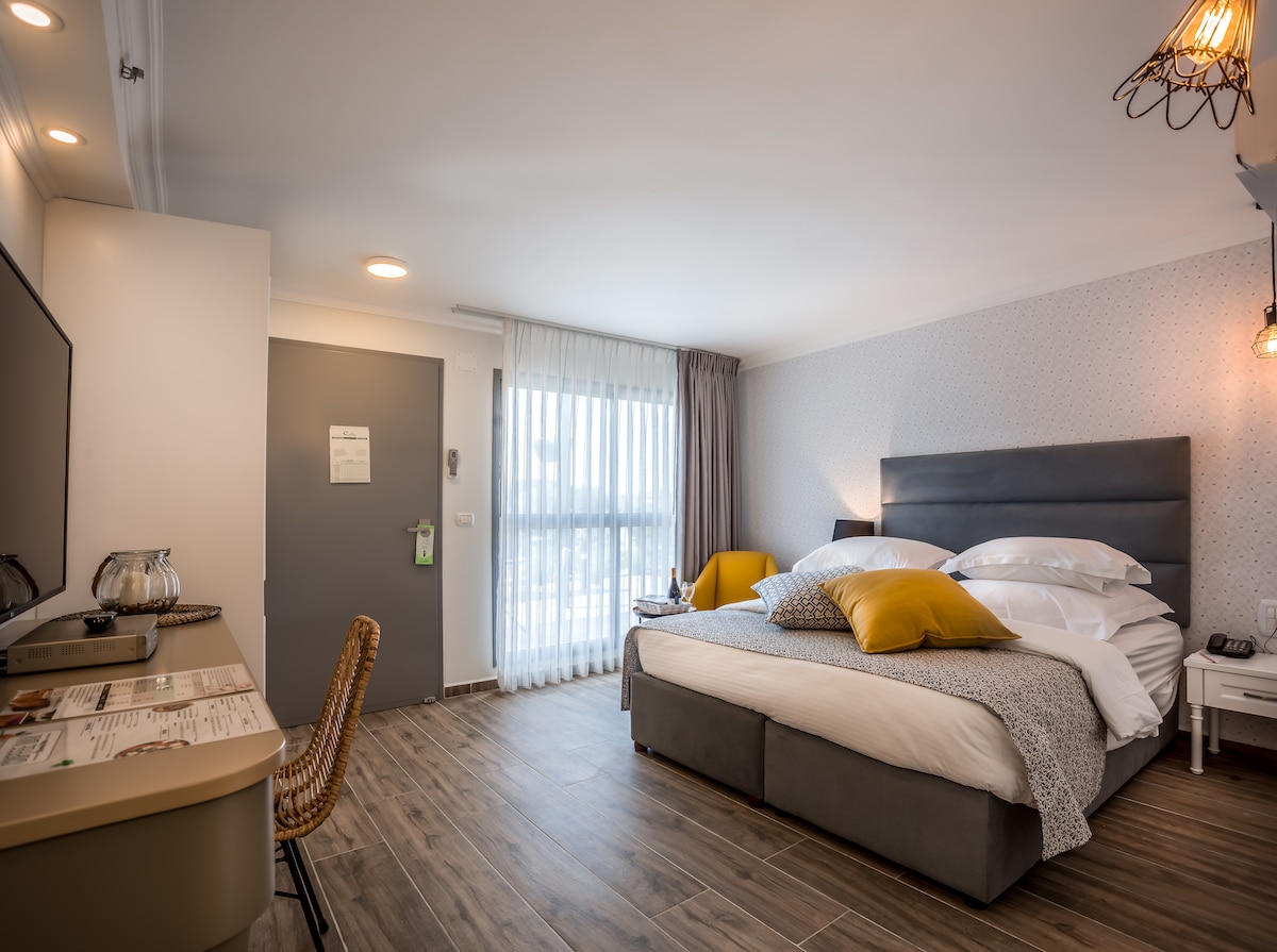 אסיינדה ביער C HOTELS