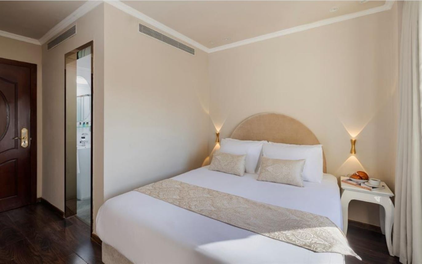 בוטיק אגריפס