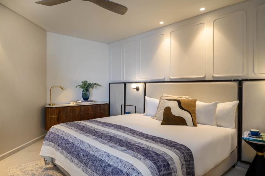 לאונרדו פלאזה