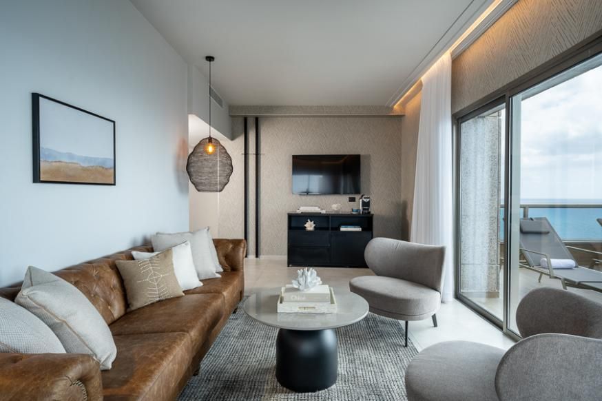 לאונרדו פלאזה