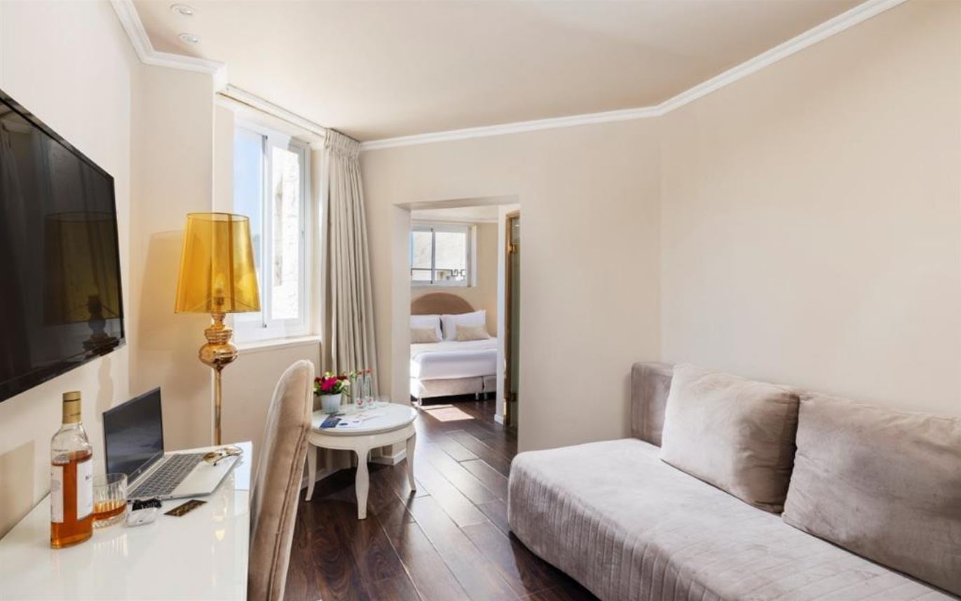 בוטיק אגריפס