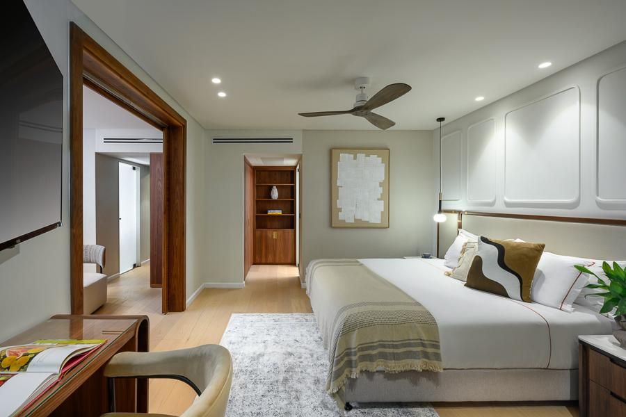 לאונרדו פלאזה